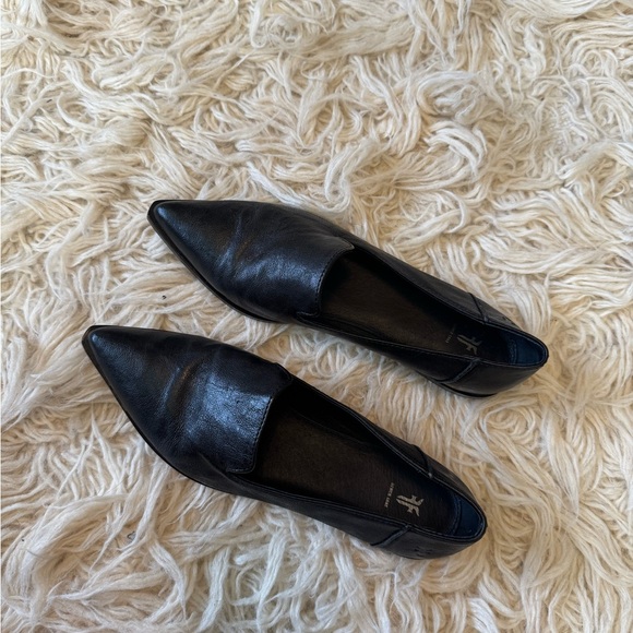 Frye Kenzie Venetian Loafer Black Leather - Picture 8 of 9
